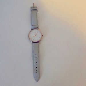 MVMT Beverly watch